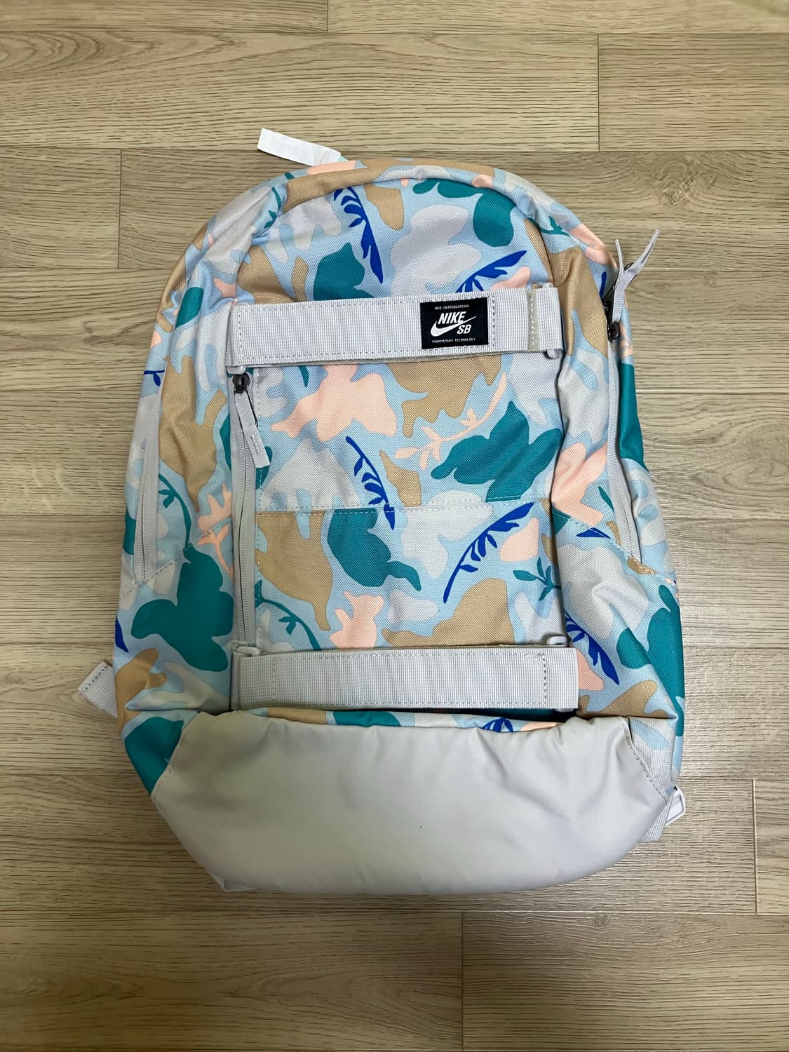 나이키 SB 백팩 상품이미지1