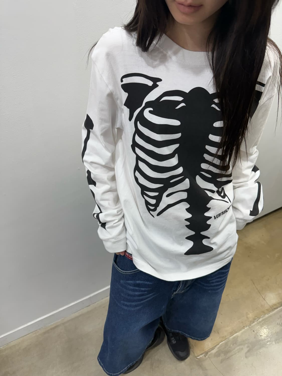 밴슨 본 프린팅 오버핏 롱슬리브 상품이미지5