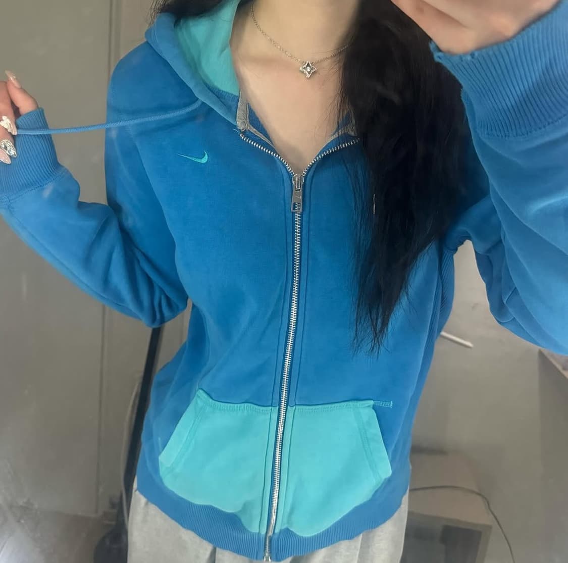 나이키 파란색 배색 후드집업 상품이미지1