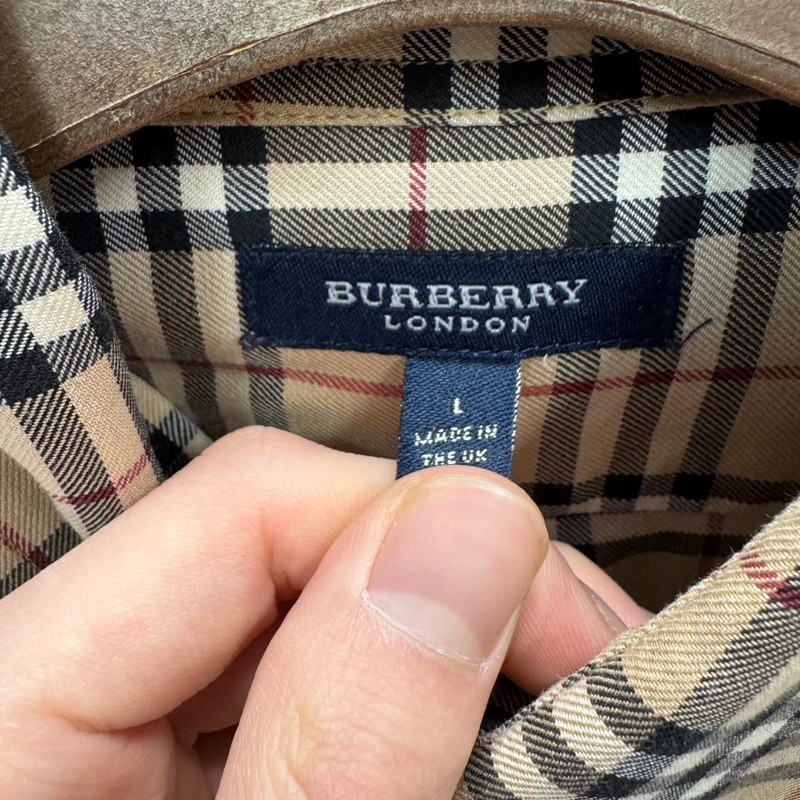 00s 버버리 긴팔 셔츠 노바체크 패턴 레드 기사 로고 브라운 상품이미지6