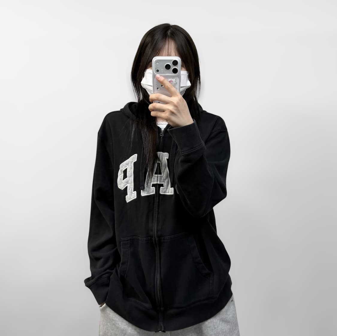 갭 Gap 스펠 로고 후드집업 블랙 상품이미지1