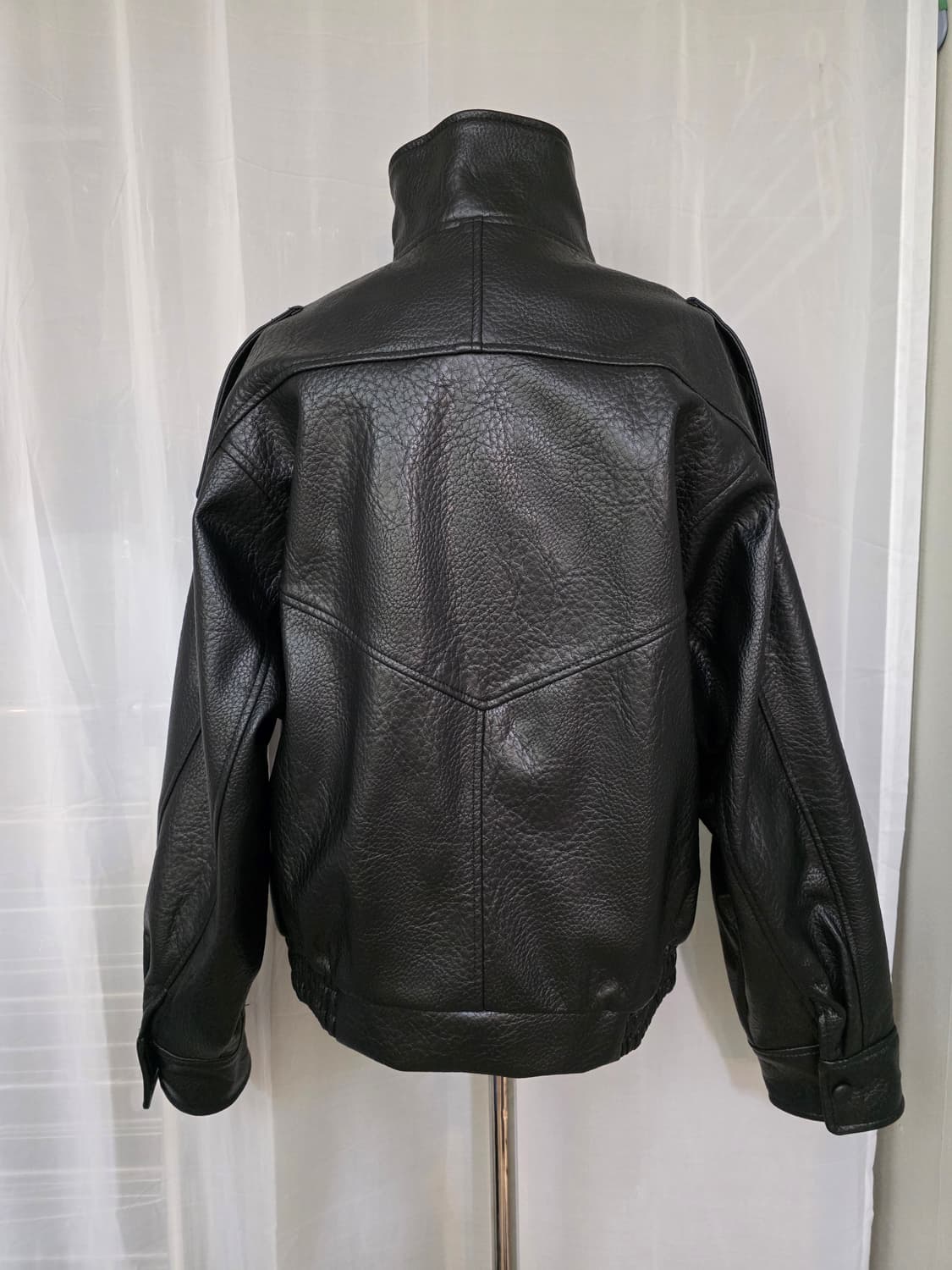 새상품S.택있음) 자라(ZARA) 생로랑맛  가죽자켓.S사이즈.레더자켓 상품이미지4