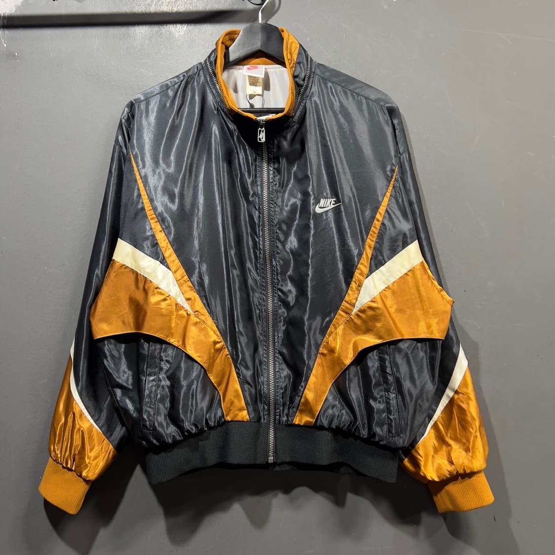 나이키 재패니즈 올드스쿨 바람막이 상품이미지2
