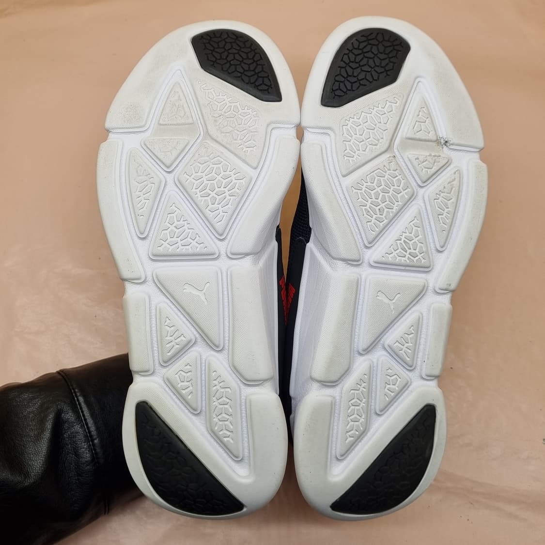 푸마 인터플렉스 러너 남성운동화260  상품이미지3