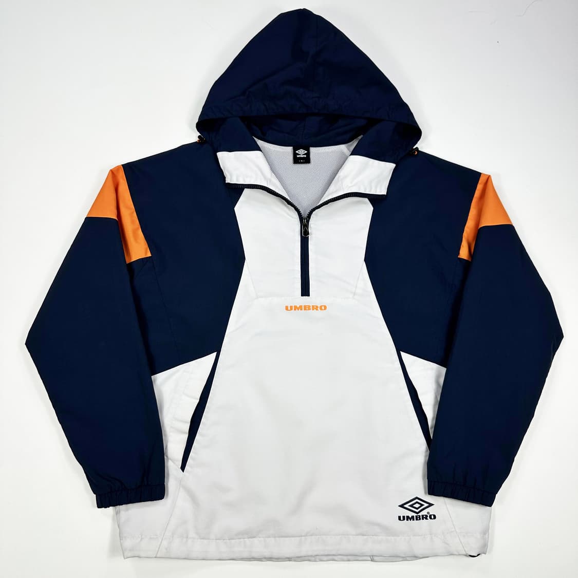 엄브로 다이아로고 반집업 바람막이 웜업 (M) 상품이미지2