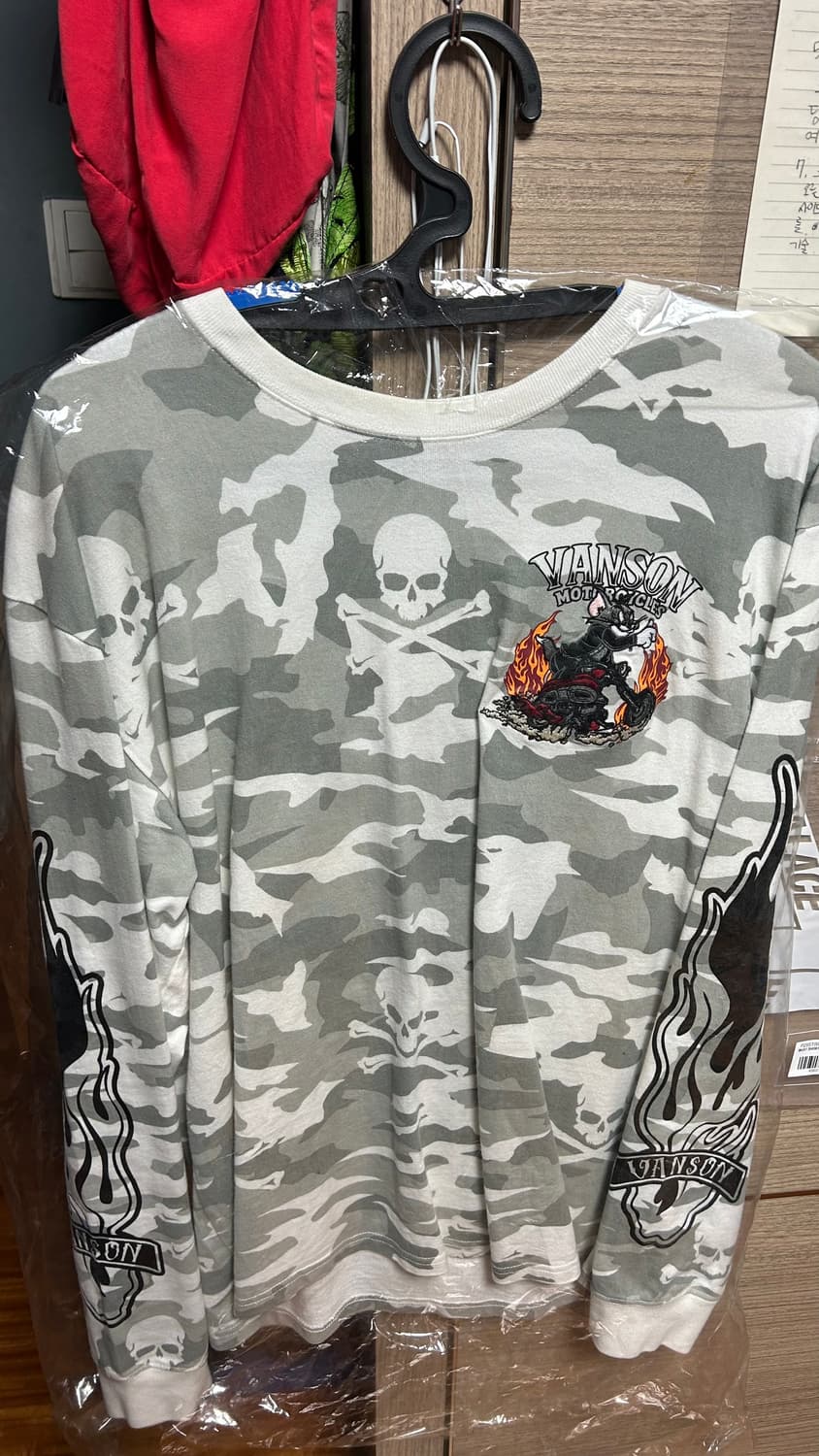 Vanson X roonietoons camo longsleeve 상품이미지4