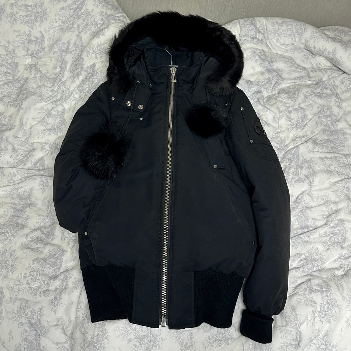 무스너클 데비 봄버 패딩 상품이미지4