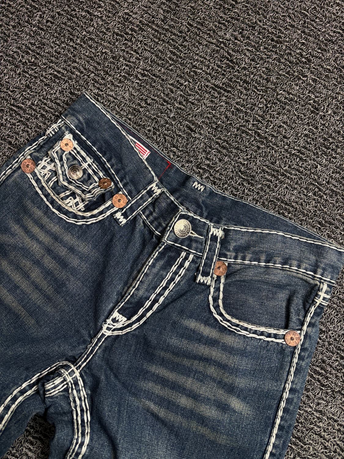 트루릴리젼 조이 로우 라이즈 슈퍼 티 플레어 데님 팬츠 2060 상품이미지3