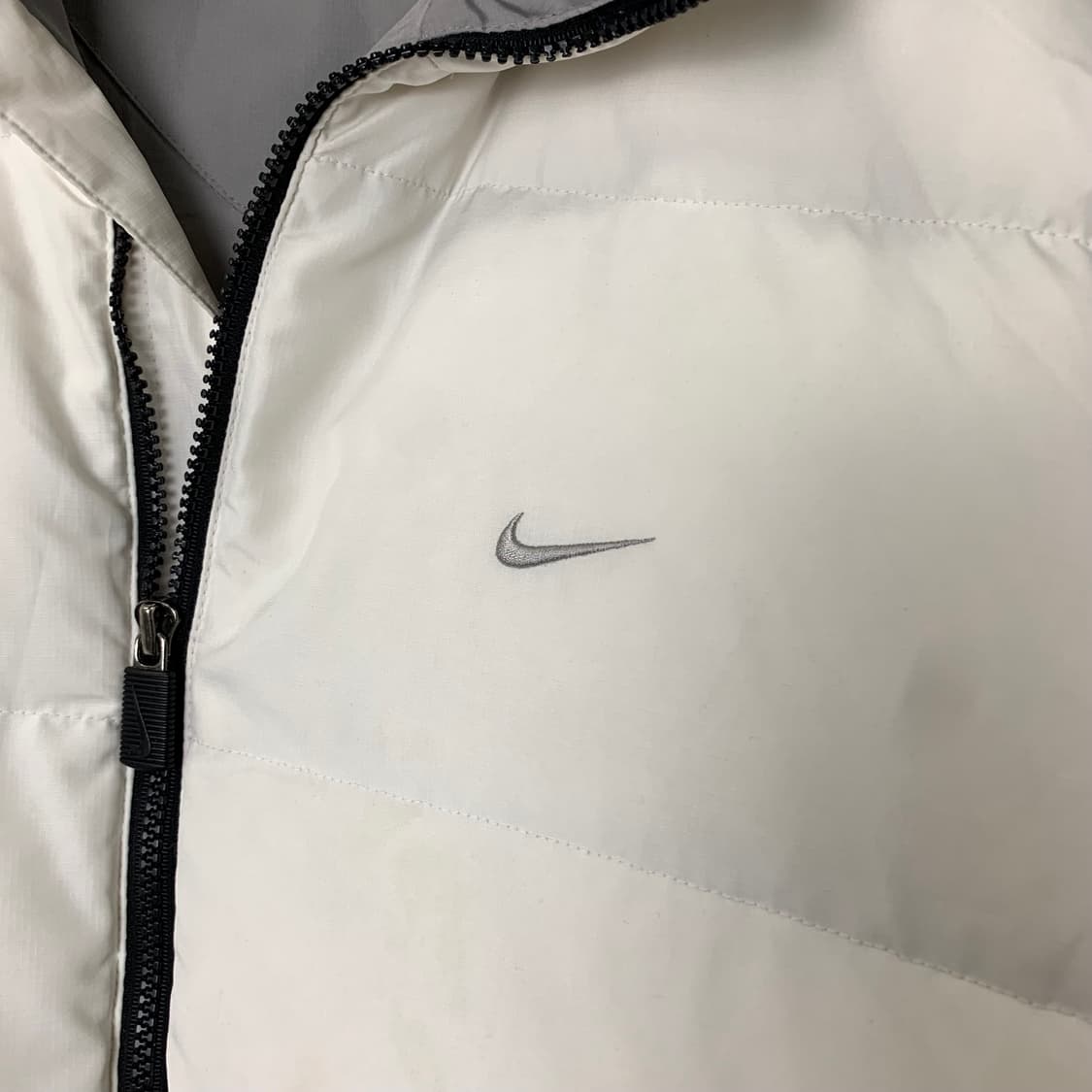 나이키 00s 뉴챔프 화이트 패딩  상품이미지4