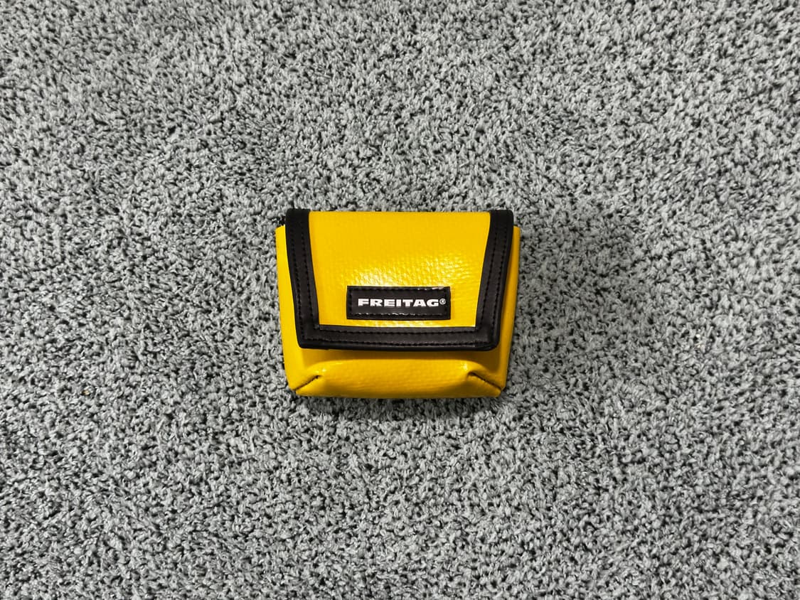 (NEW) 프라이탁 새상품 미니 키링 에어팟 파우치 판매 상품이미지1