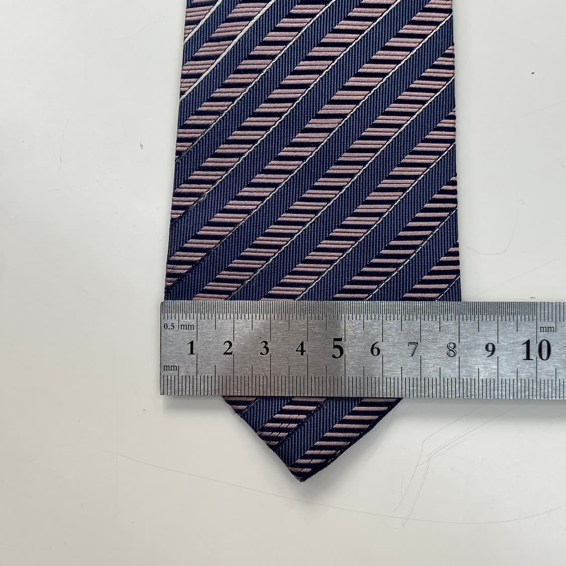 BALENCIAGA 발렌시아가 명품 넥타이 8cm 상품이미지7