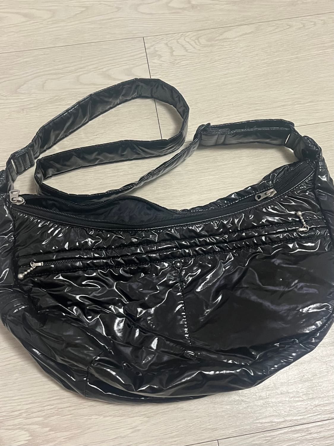 포터걸 Enamel Shoulder Bag 상품이미지2