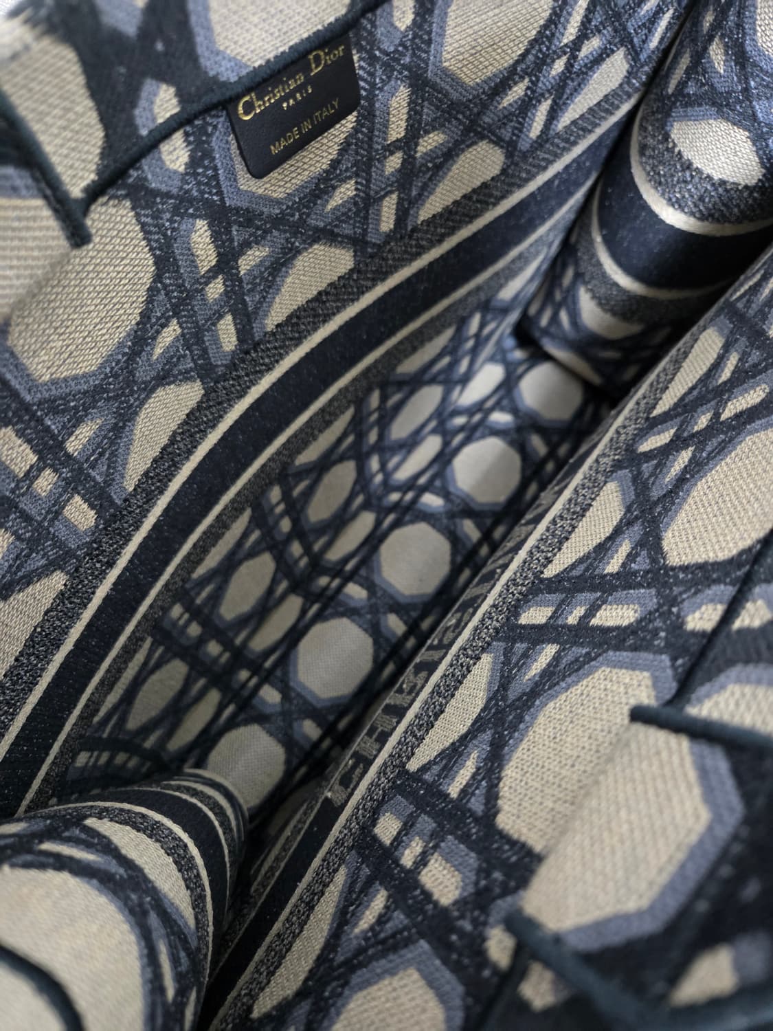 [새상품급, 한정판] 디올 오블리크 북 토트 백 L Size 상품이미지8