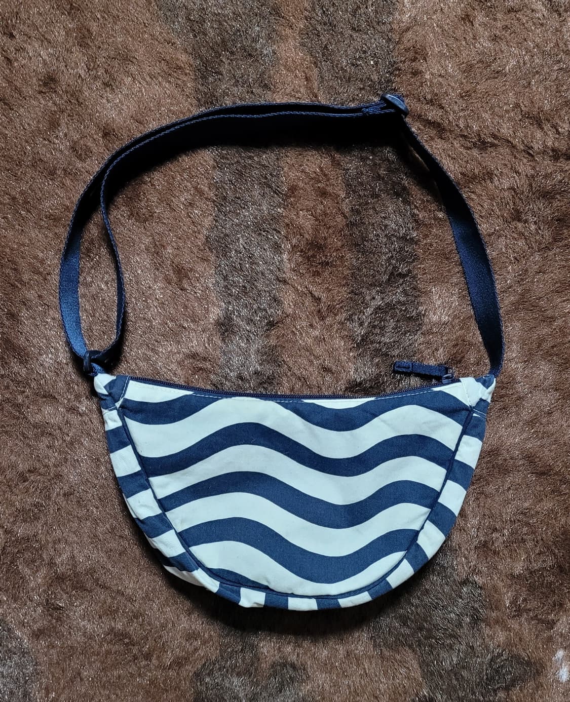 마리메꼬 × 유니클로 크로스백 2 상품이미지1