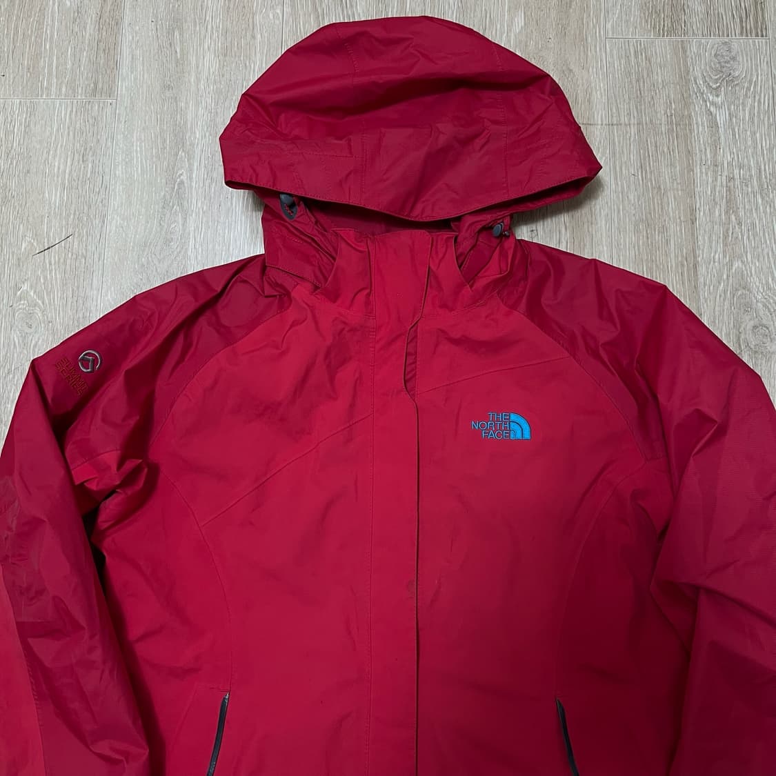 노스페이스 여성 써밋시리즈 고어텍스 바람막이 자켓 S/90  상품이미지2
