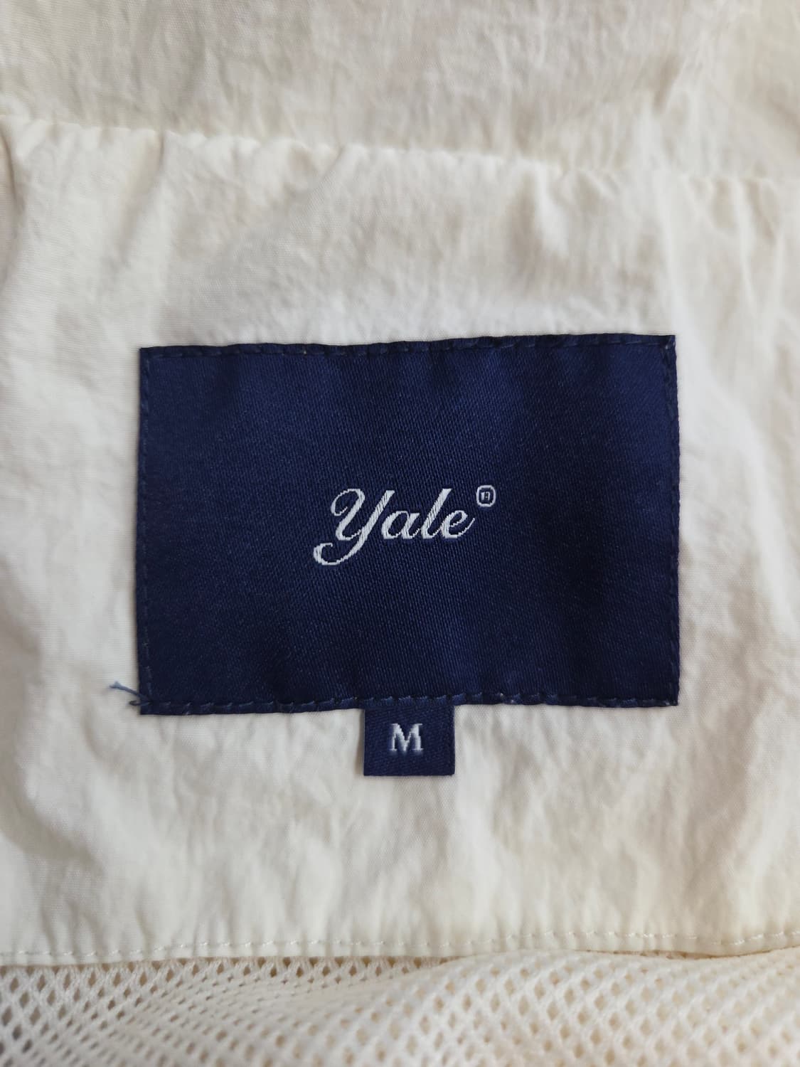 Yale 예일 시그니처 로고 나일론 바람막이 집업 자켓 아이보리 상품이미지6