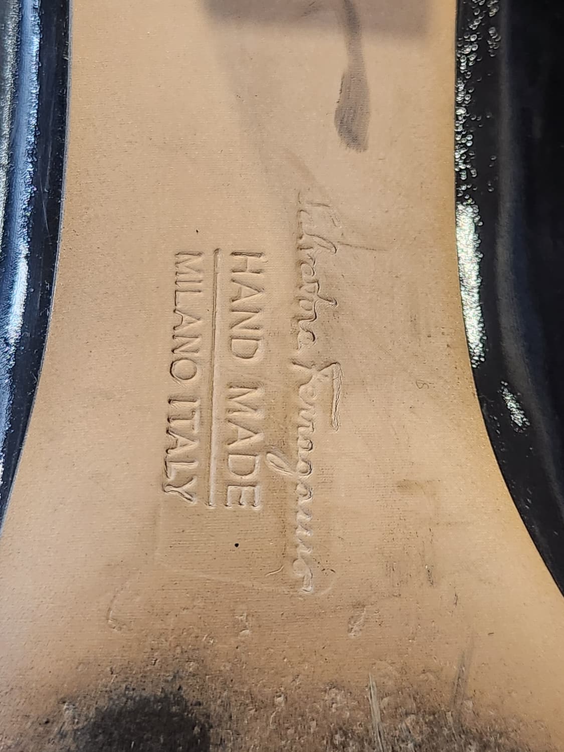 살바토레 페라가모 에나멜 펌프스 38 블랙 명품 빈티지 상품이미지6