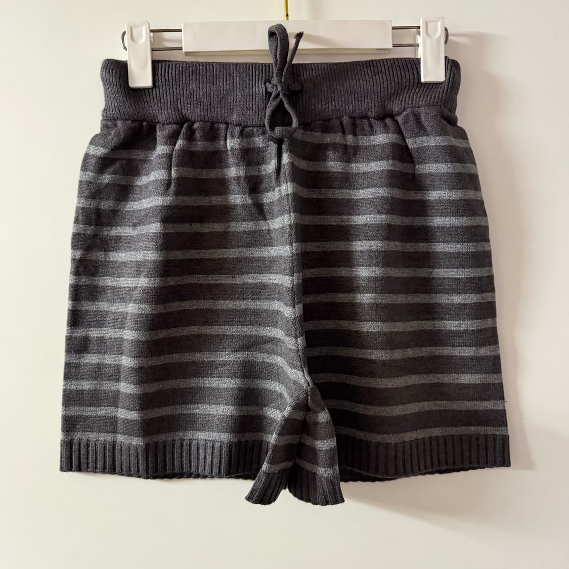 새상품 여자 스트라이프 니트 반바지 상품이미지1