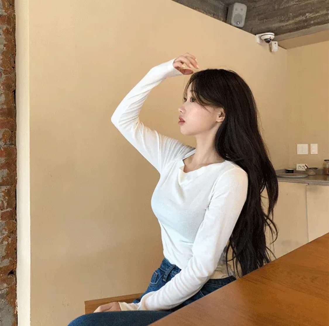 영앤리치 모이디어 드레이프 티셔츠 상품이미지1