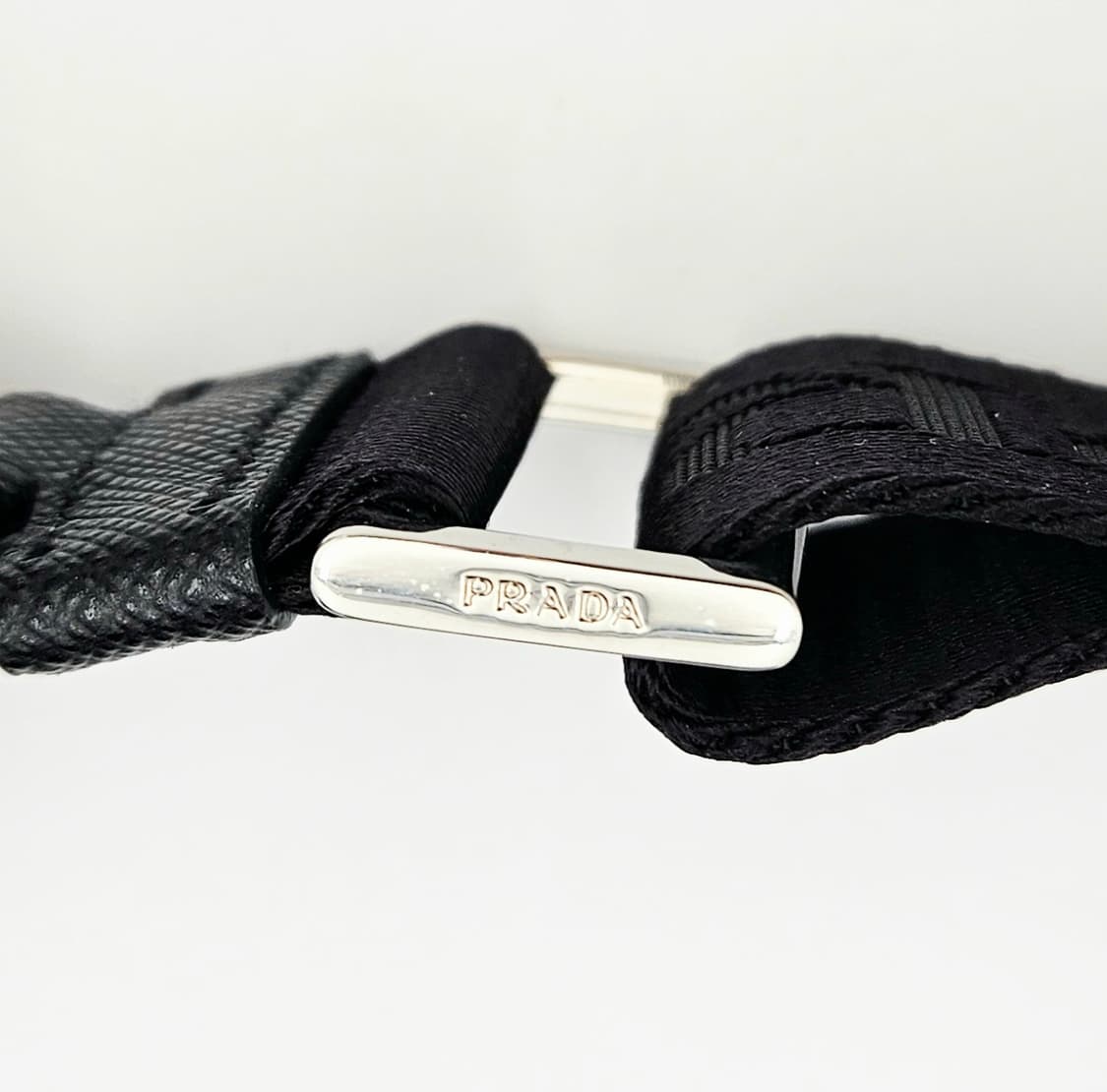 프라다 리나일론 멀티 포켓 크로스백 상품이미지5