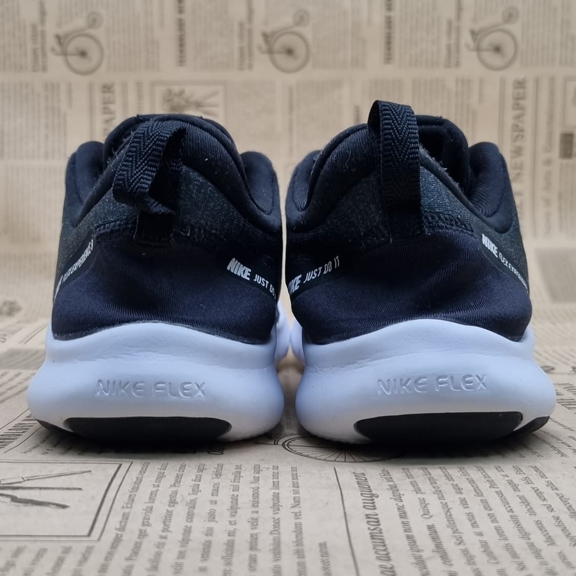 나이키 플렉스 익스피리언스 런닝화 240 상품이미지4