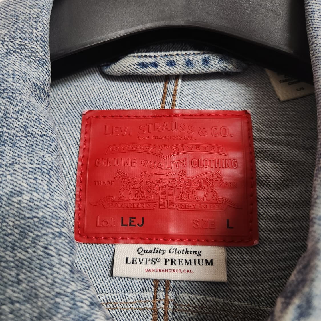 리바이스 엔지니어드진 워싱 트러커 자켓 블랭크탭 상품이미지2