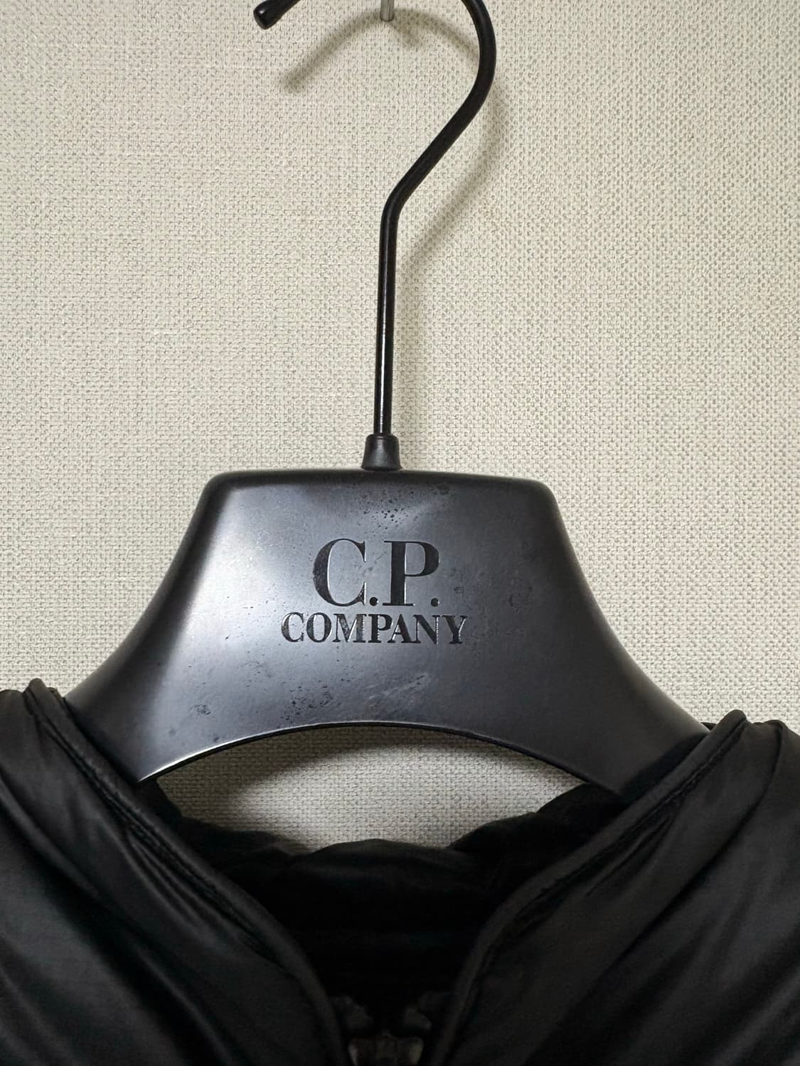 CP컴퍼니 나다 쉘 후드 패딩 자켓 블랙 M - 25FW 상품이미지3