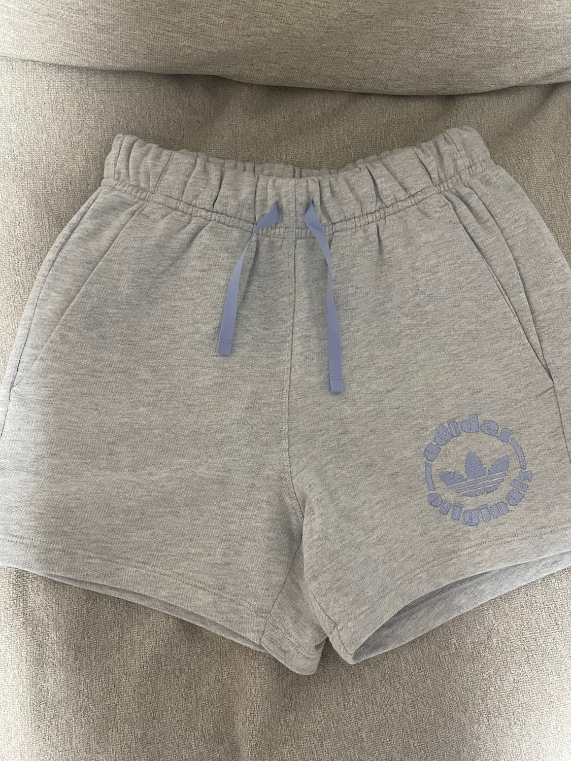 아디다스 여성 반바지 상품이미지1