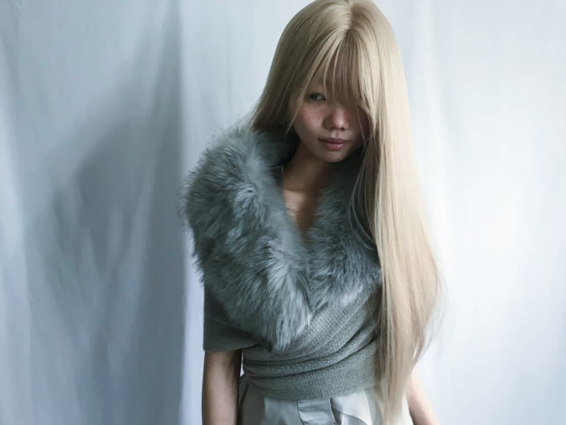 Sliver knit fur wide multi shawl 상품이미지1