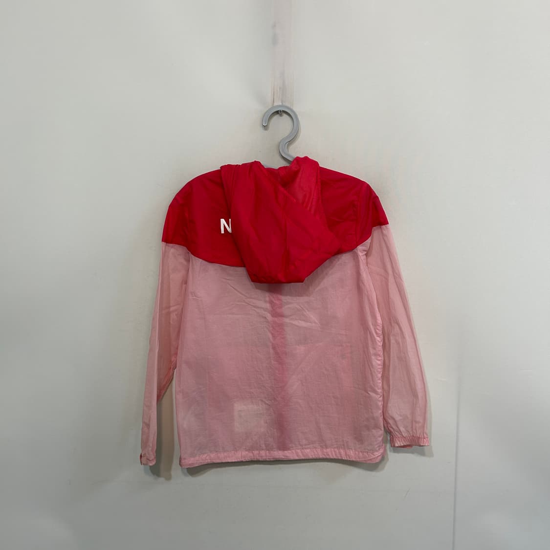 노스페이스 키즈 바람막이 150 상품이미지3