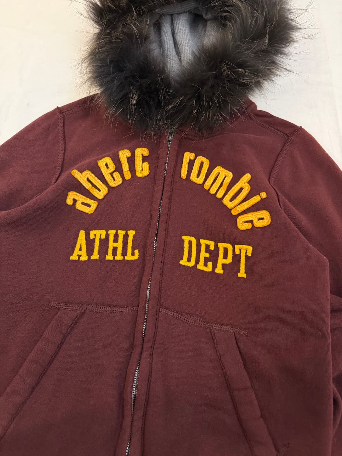 대장급 아베크롬비 딱붙핏 울프죠 퍼 후드집업 버건디 상품이미지2