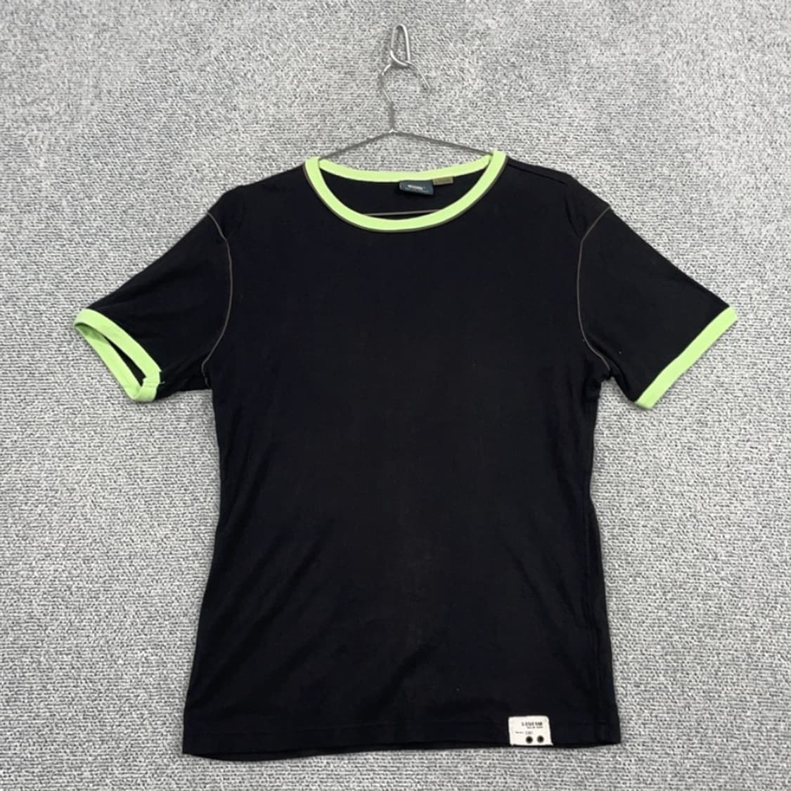 디젤 네온 포인트 자수 반팔 상품이미지2