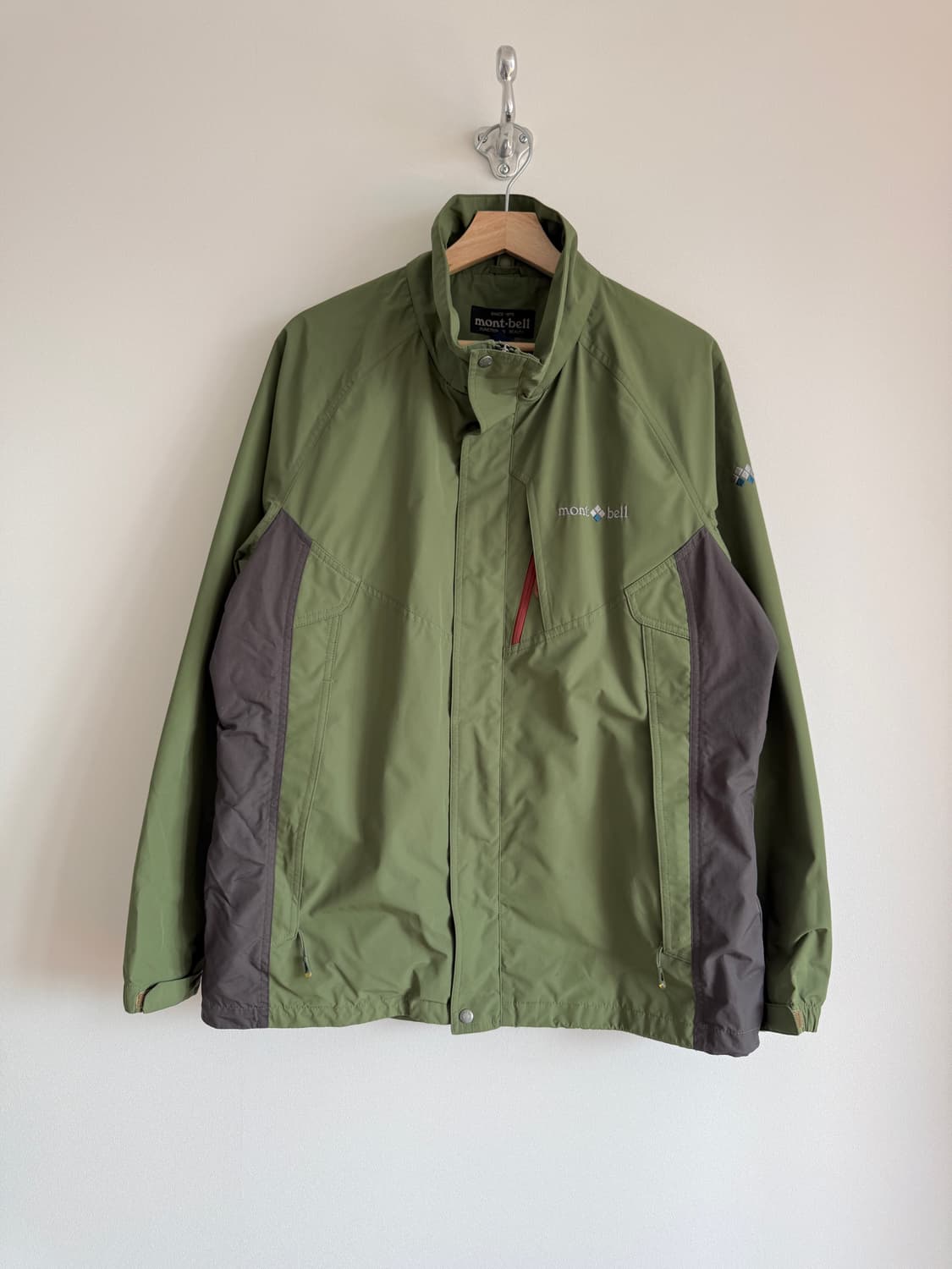 몽벨(mont-bell) 윈드브레이커 바람막이 상품이미지2