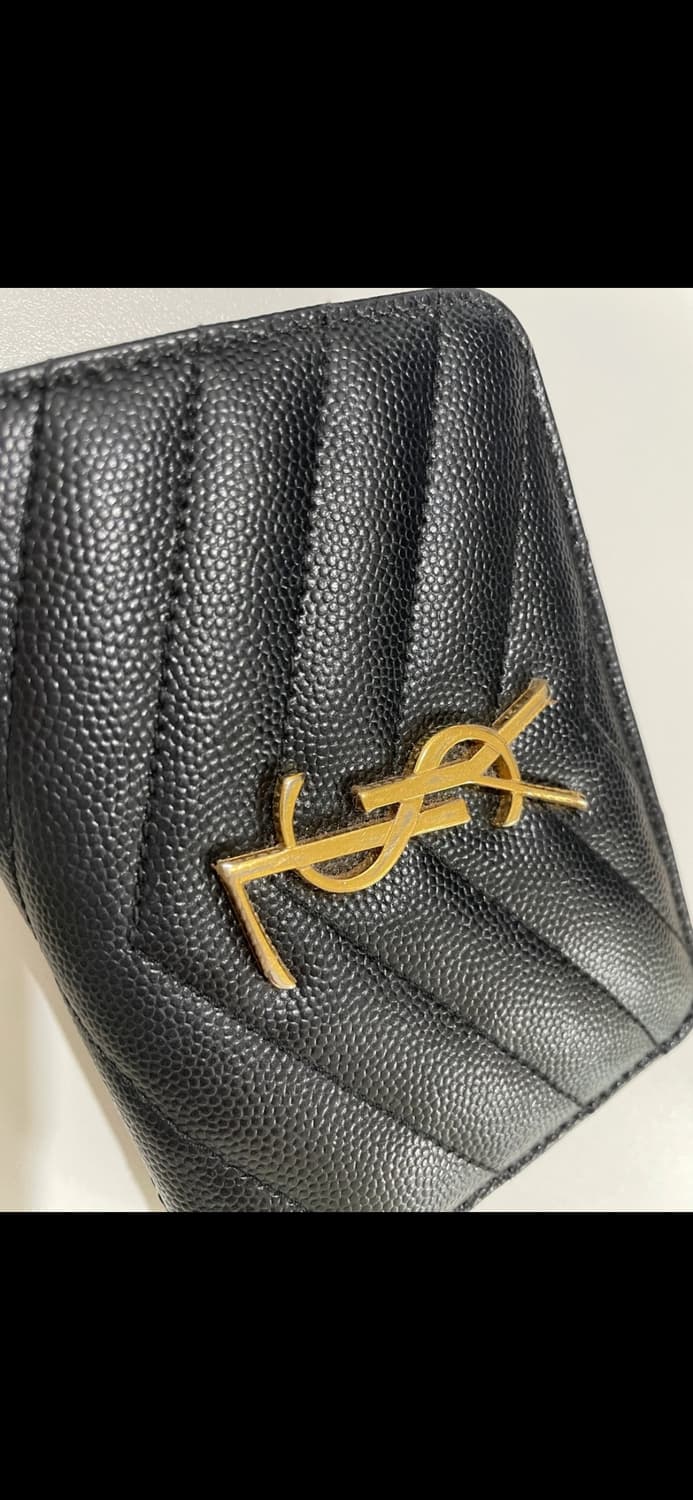 입생로랑 모노그램 컴팩트 지갑 상품이미지2