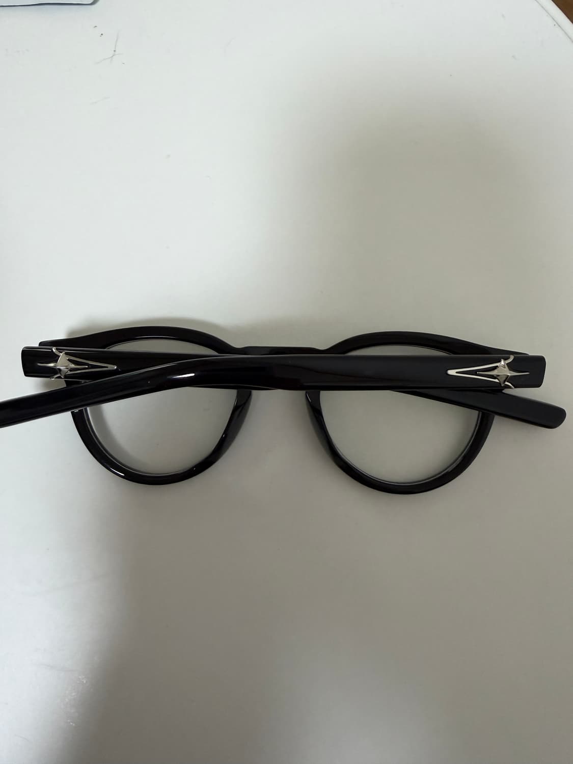 젠틀몬스터 론01 블랙 (케이스 포함) 상품이미지5