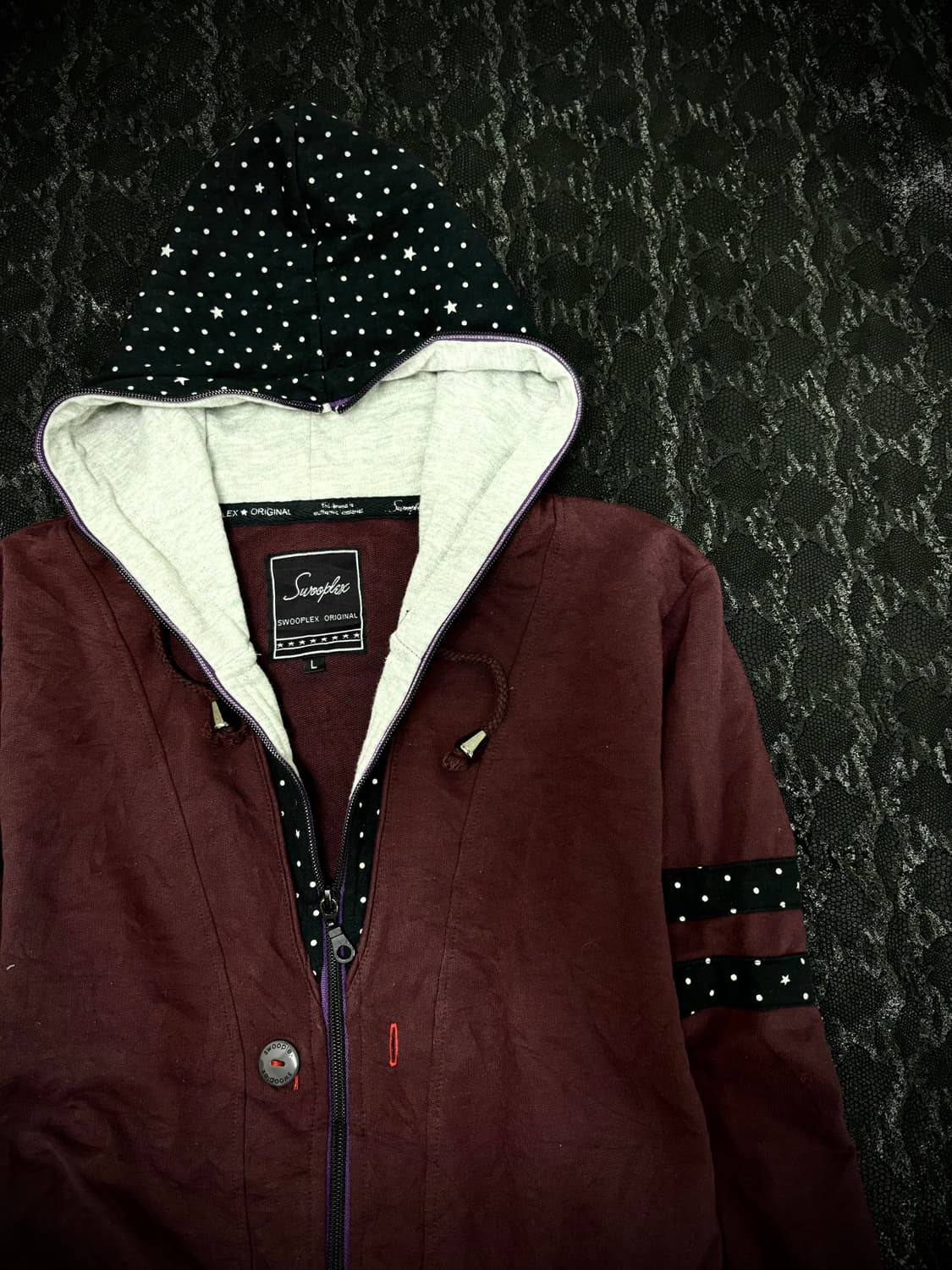 “Vintage” Y2K burgundy Dot Pattern Detai 상품이미지3
