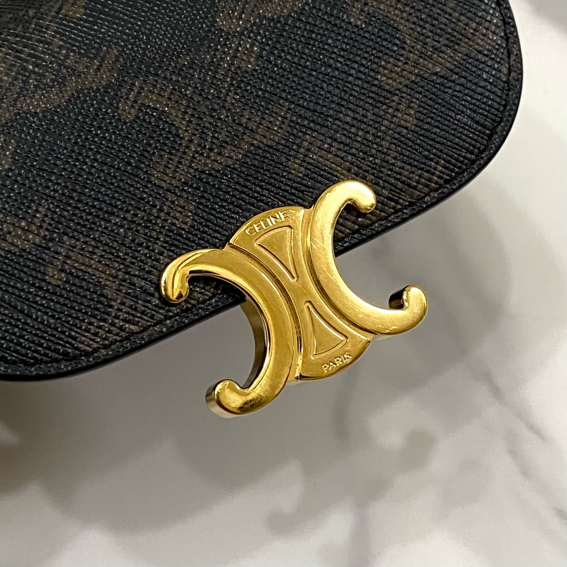 셀린느 트리옹프 캔버스 비즈니스 카드지갑 여성 반지갑 명함지갑 탄 상품이미지9