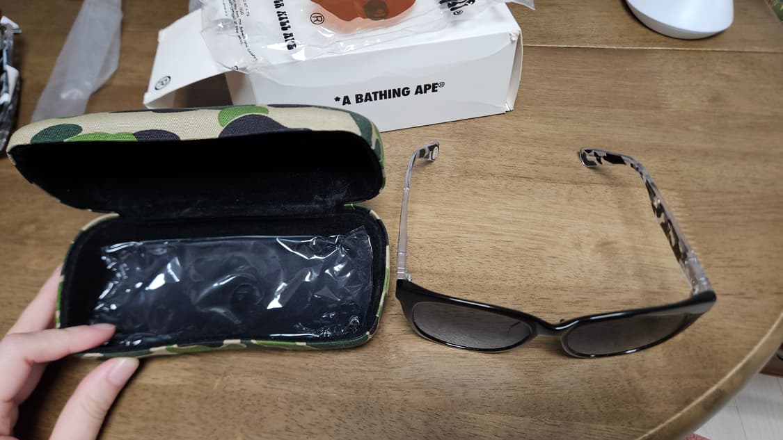 BAPE BS13039 베이프 선글라스

190,000원 상품이미지3