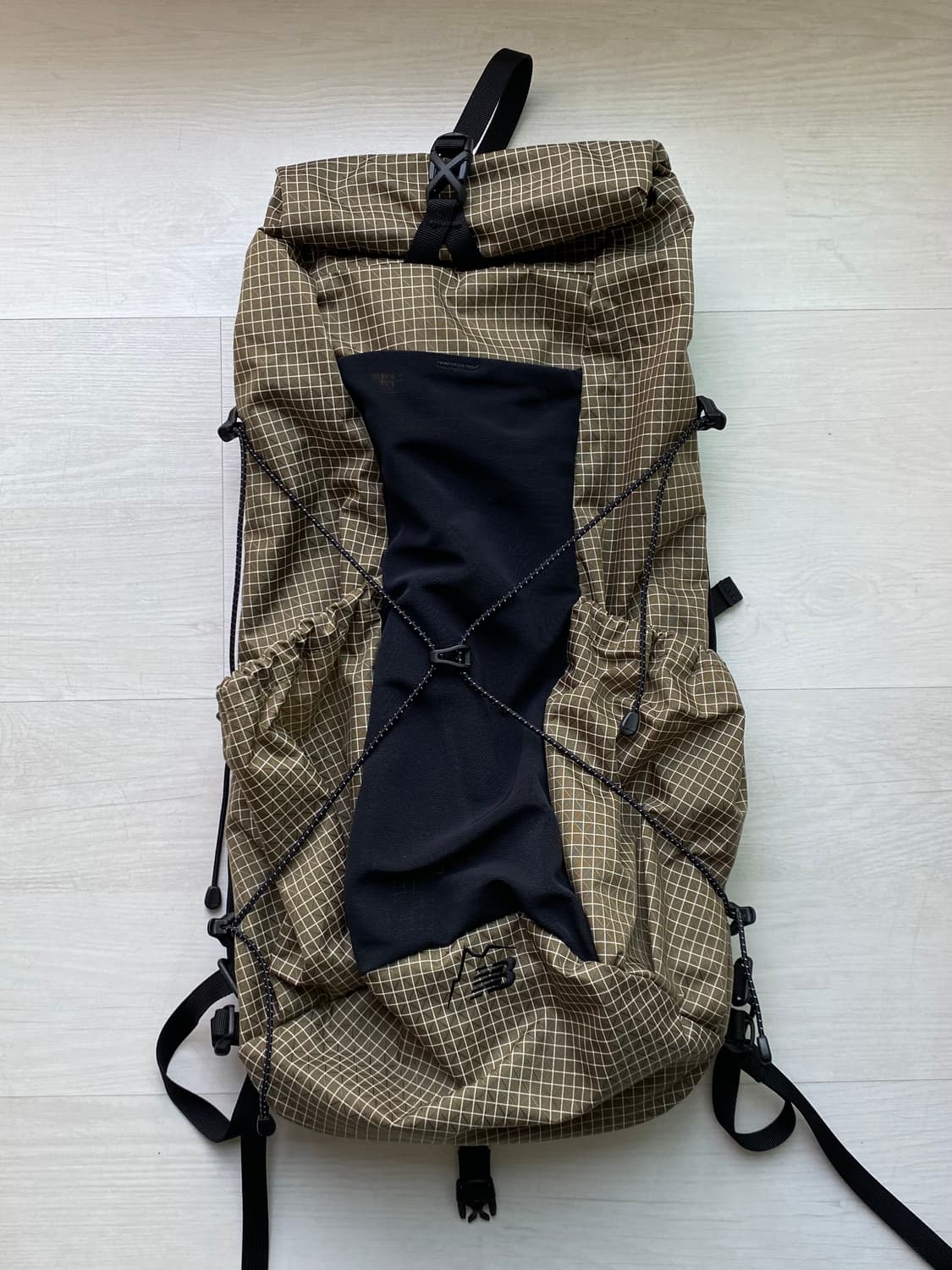 뉴발란스 케일 15L 경량 백팩 상품이미지1