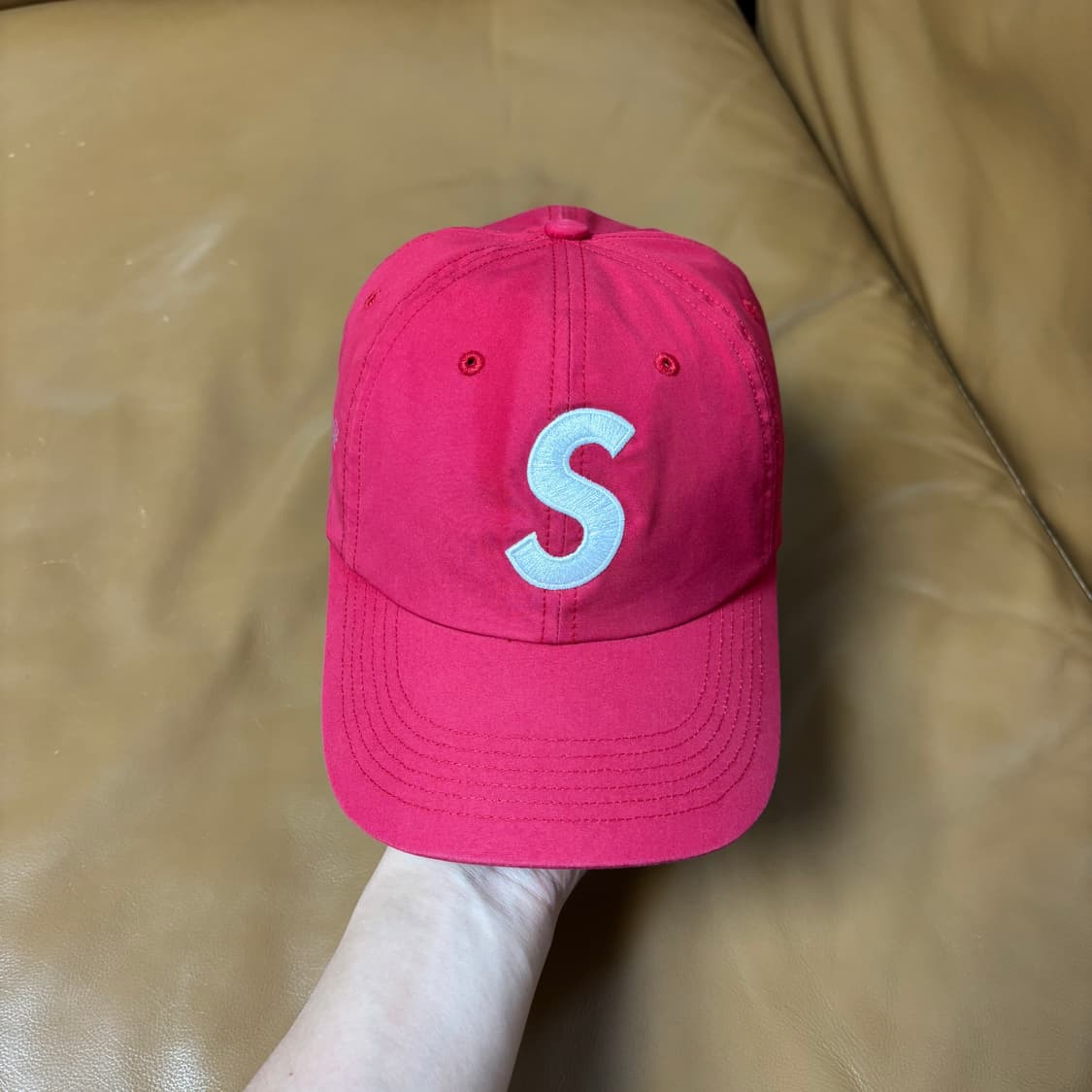 슈프림 S로고 6패널 볼캡 모자 21fw 벤틸 벤타일 레드 상품이미지4