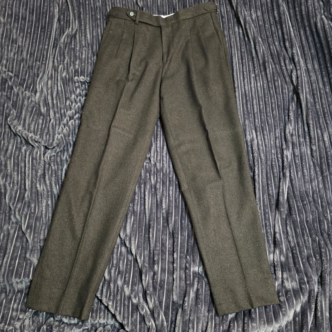 메버릭 헤링본 트위드 투턱 트라우저 브라운 L(34) 상품이미지3