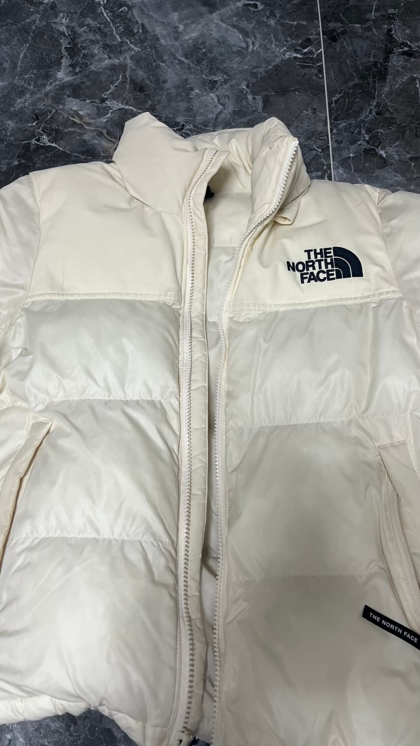 여성 노스페이스 눕시 온볼 크림 패딩 상품이미지1