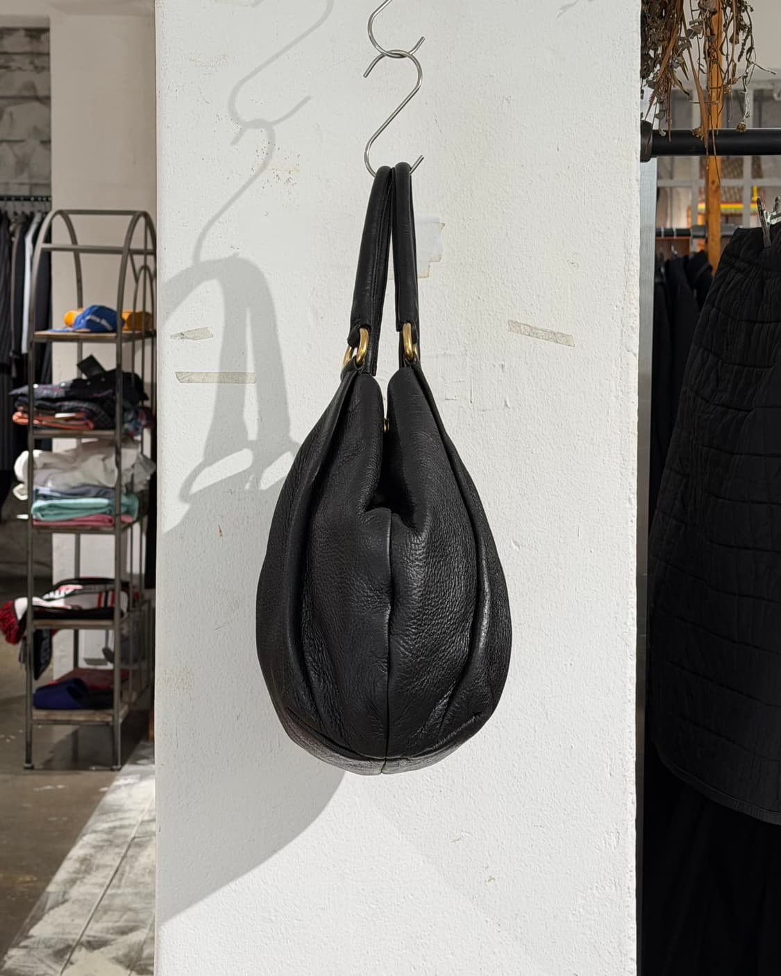 프라다 블랙 레더 숄더백 상품이미지6