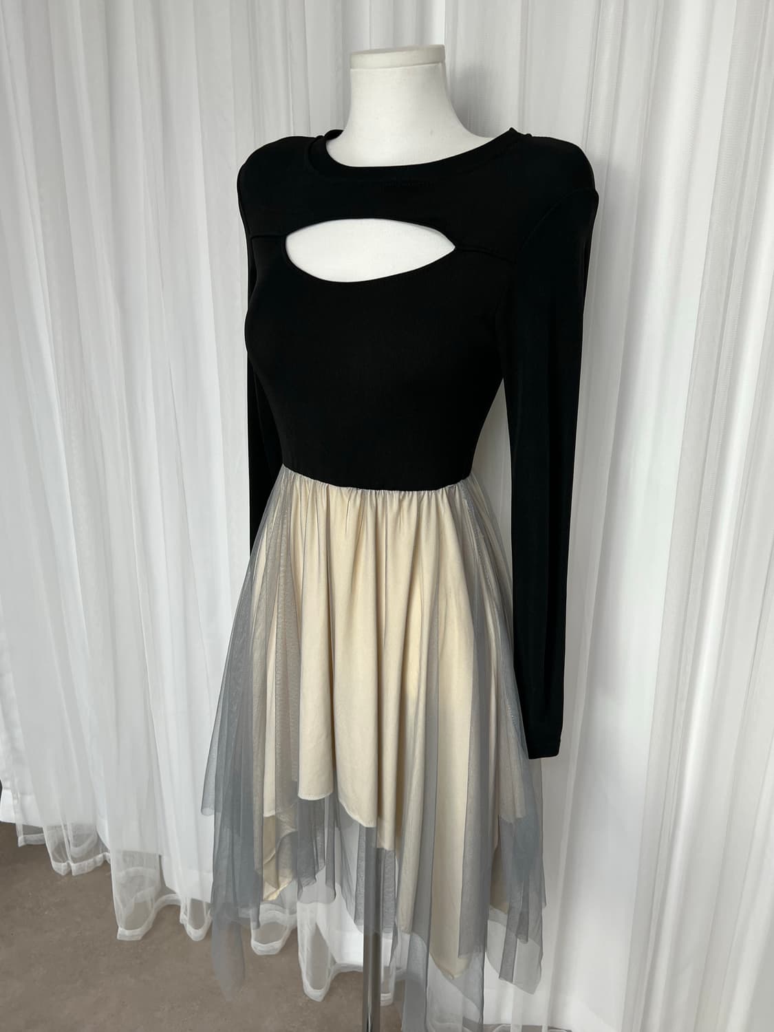 [새상품]발레리나 배색 캉캉 미들트임 레이어드 원피스 상품이미지5