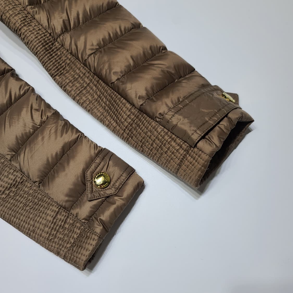 버버리 경량 패딩[M] 상품이미지7