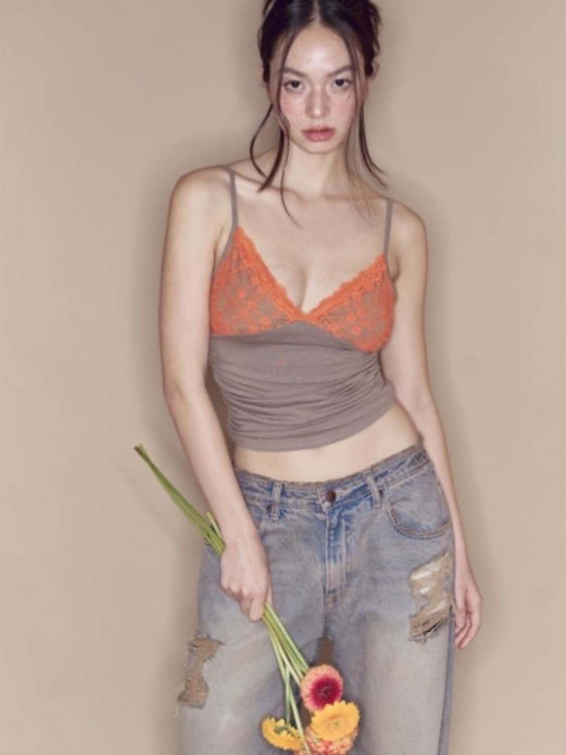 새상품) 플노팔 레이스 셔링 슬리브리스 탑 상품이미지1