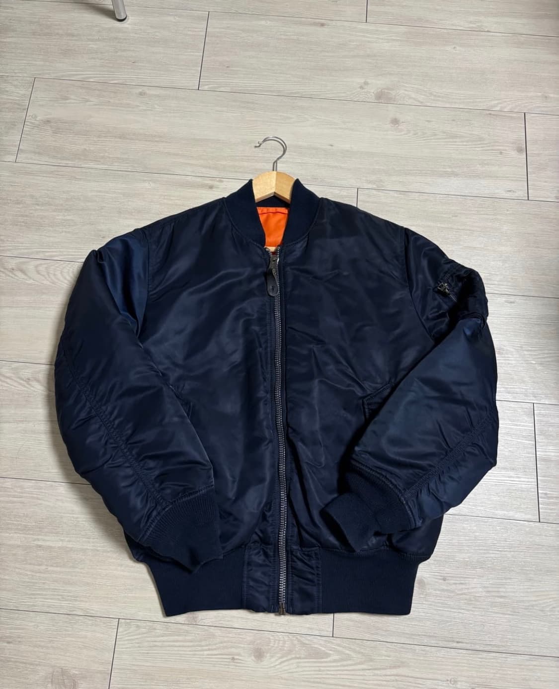 알파인더스트리ma-1 네이비 상품이미지2