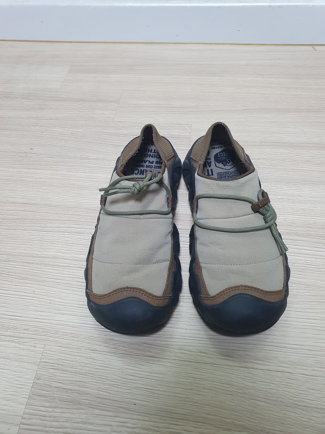 킨 하이파우저 크러쉬백 스니커즈 270 상품이미지3