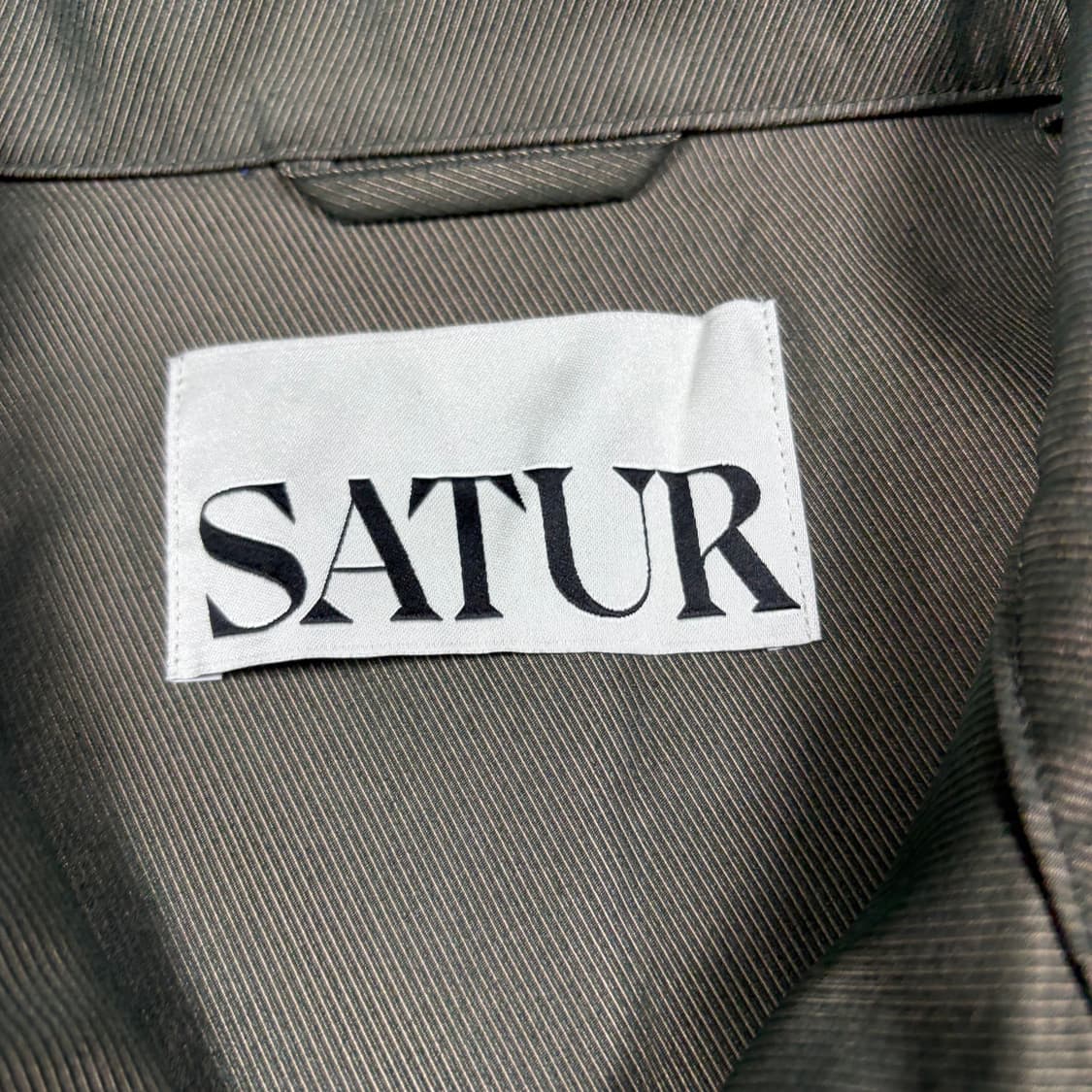 세터 올리브컬러 레체 투톤 블루종 상품이미지3