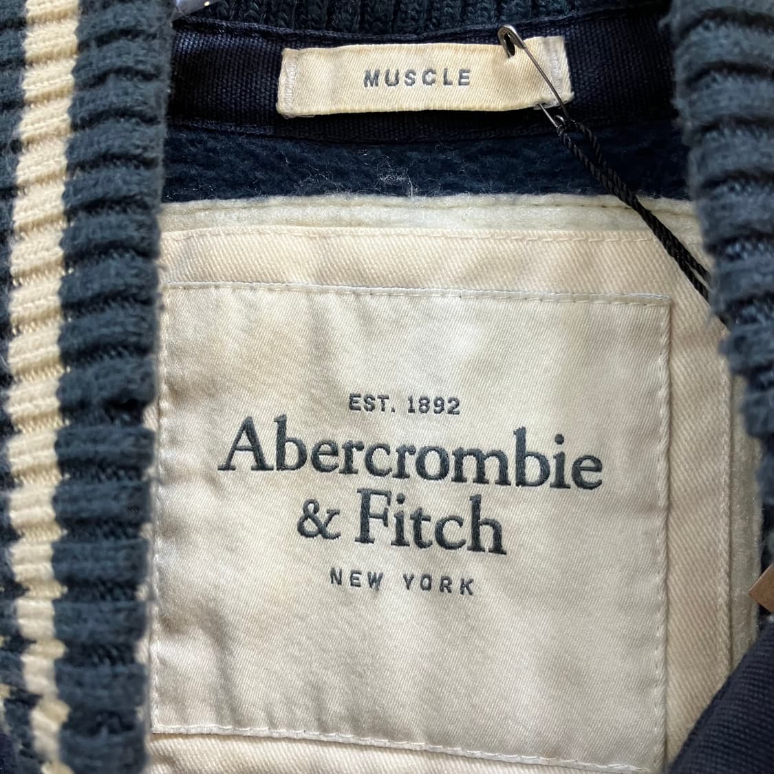 아베크롬비 네이비 그레이 배색 바시티 자켓 M 상품이미지2